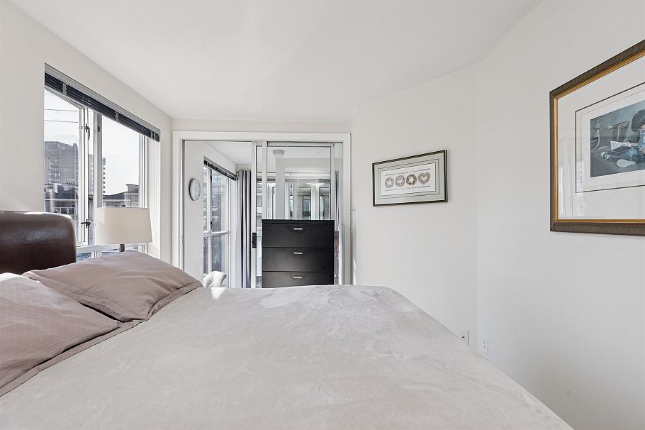 311 122 E 3rd Street North Vancouver, BC - 14