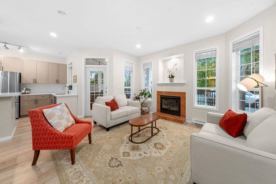 1263 W 16th Street North Vancouver, BC - 6