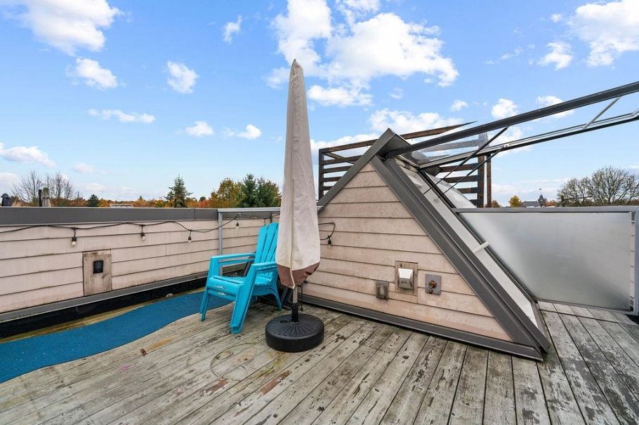 216 455 E 16th Avenue Vancouver, BC - 24