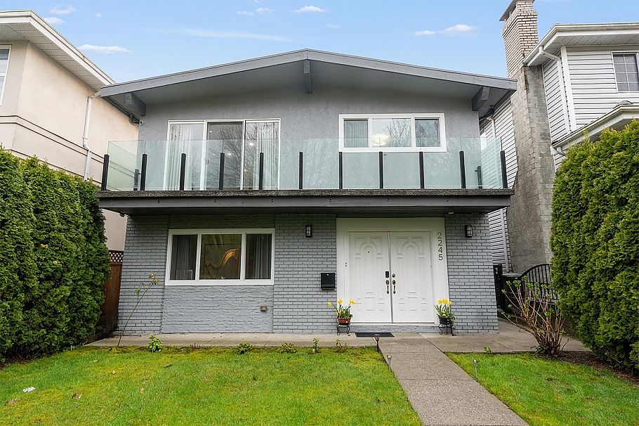 2245 Rupert Street Vancouver, BC - 1