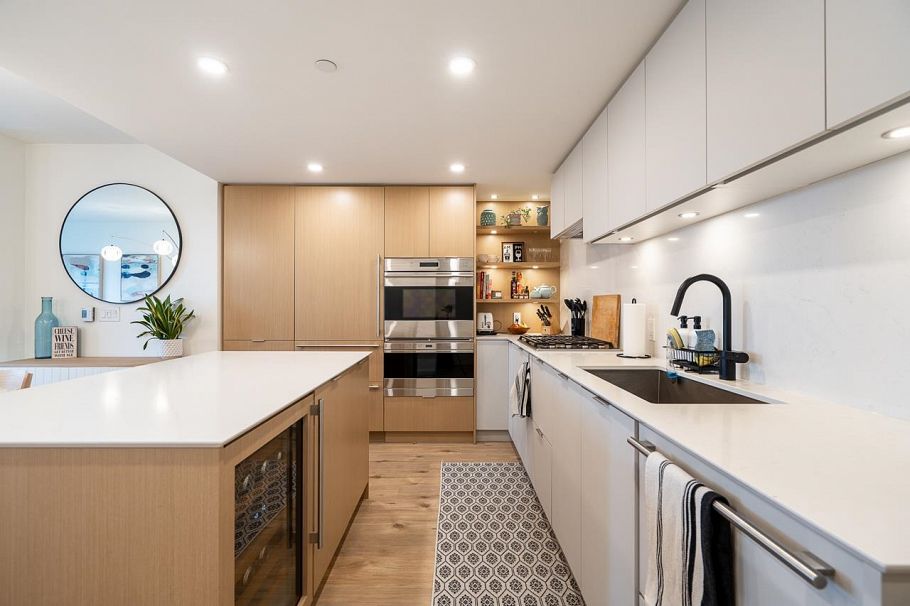 404 210 E 5th Avenue Vancouver, BC - 5