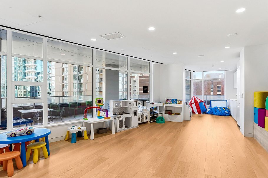 2702 1289 Hornby Street Vancouver, BC - 25