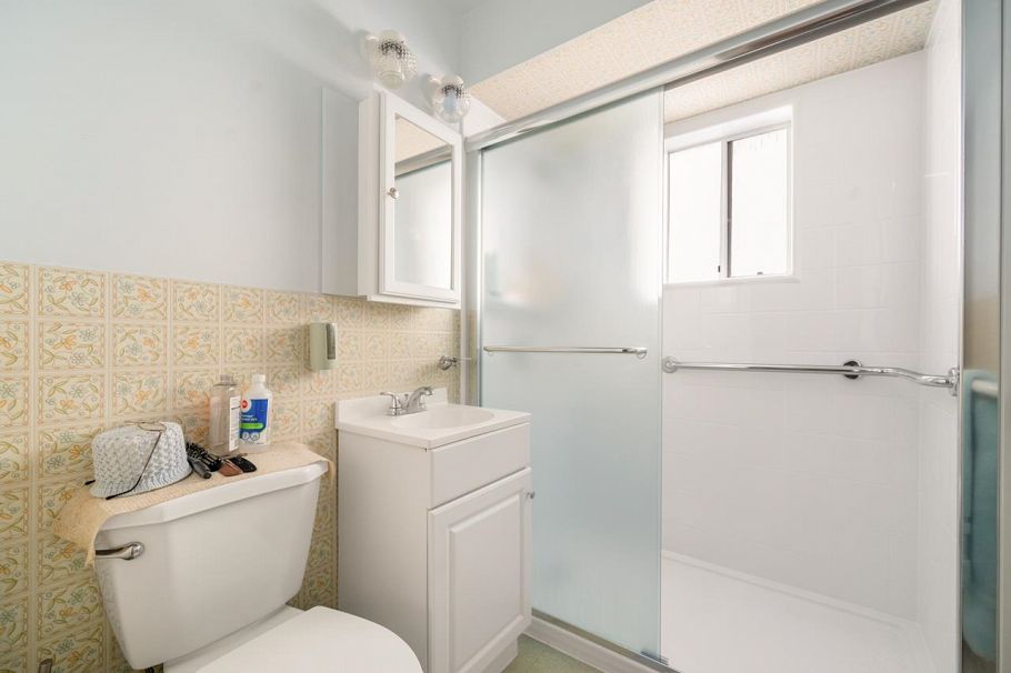 3524 Tanner Street Vancouver, BC - 17