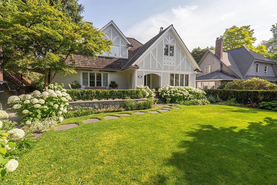 1749 W 38th Avenue Vancouver, BC - 28