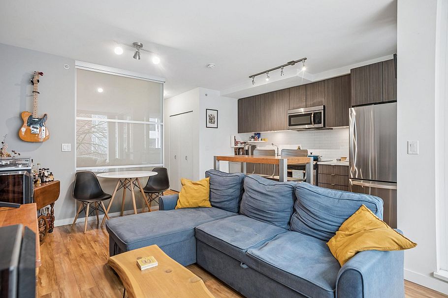 206 289 E 6th Avenue Vancouver, BC - 2