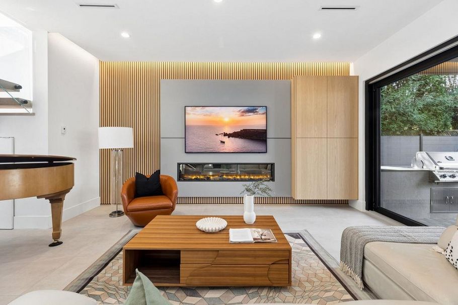 1200 Bedford Court North Vancouver, BC - 17