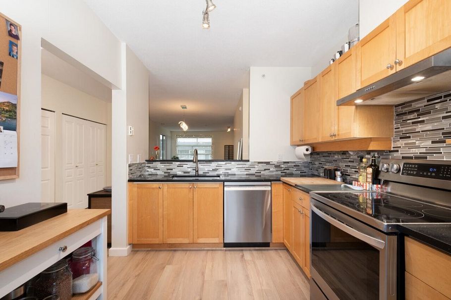 402 2080 E Kent Avenue South Vancouver, BC - 11