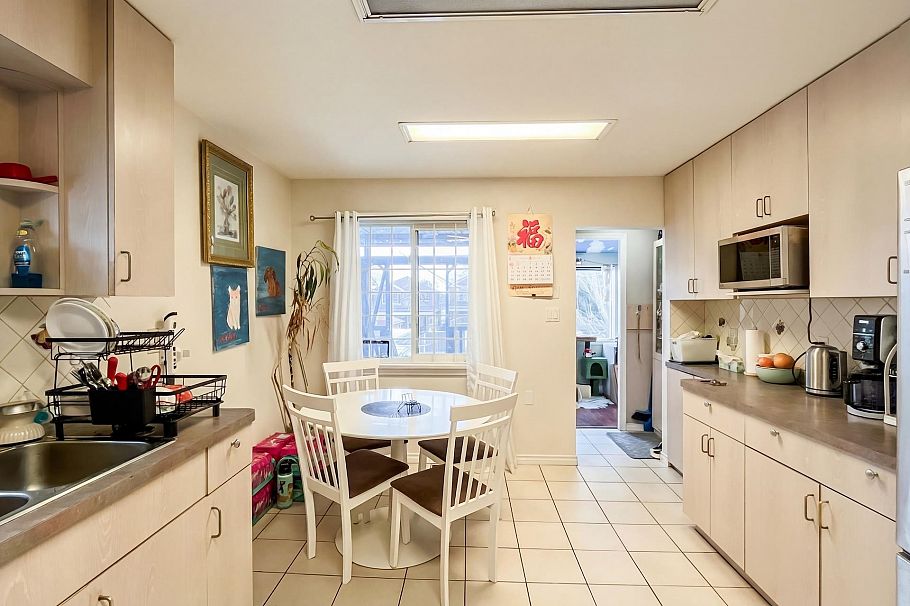 3156 Adanac Street Vancouver, BC - 33