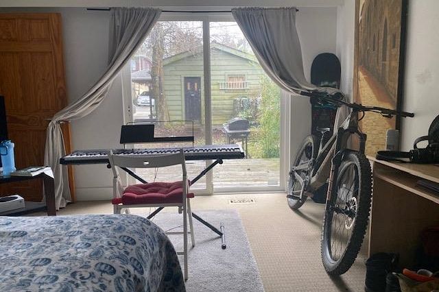 2520 E 24 Avenue Vancouver, BC - 10