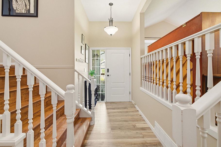 4575 Cliffmont Road North Vancouver, BC - 30