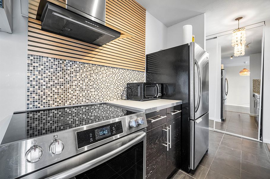 1702 1330 Harwood Street Vancouver, BC - 13