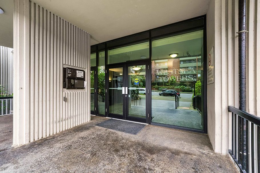 1702 1330 Harwood Street Vancouver, BC - 31