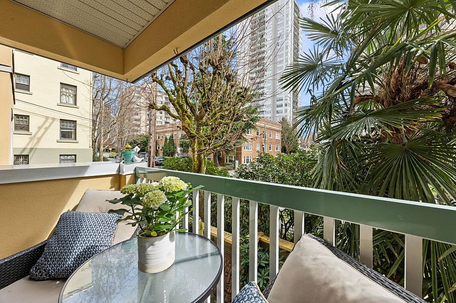 203 1125 Gilford Street Vancouver, BC - 19