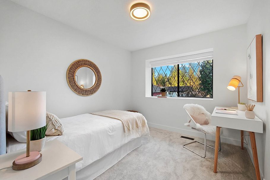 1777 Caledonia Avenue North Vancouver, BC - 9