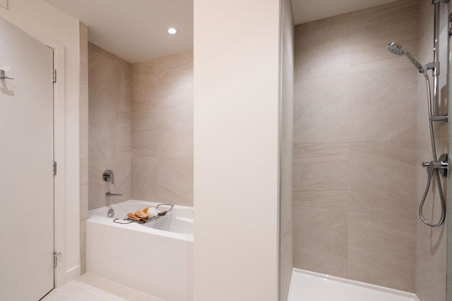 520 755 Harbourside Drive North Vancouver, BC - 25