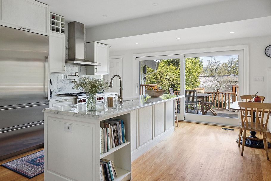 1749 W 38th Avenue Vancouver, BC - 8