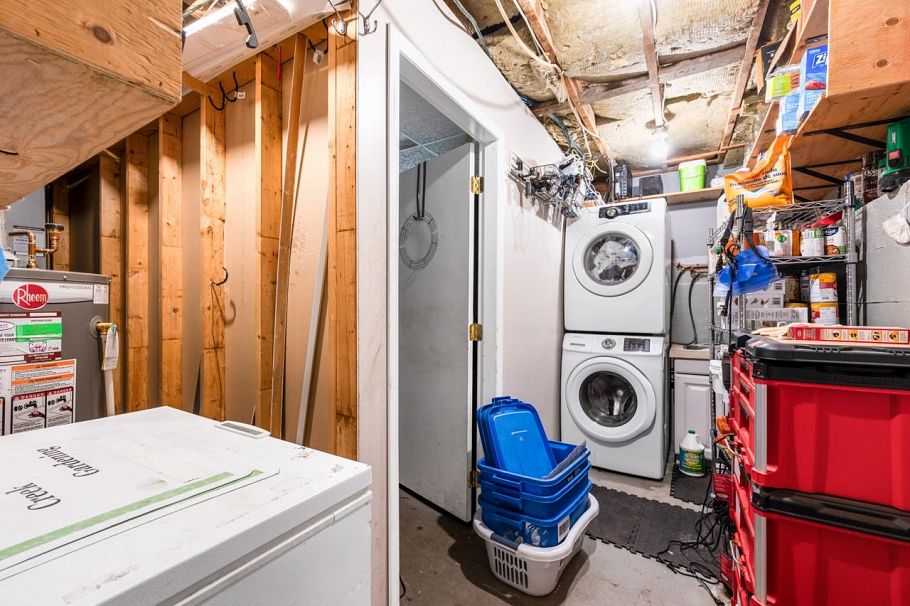 3050 E 21st Avenue Vancouver, BC - 23