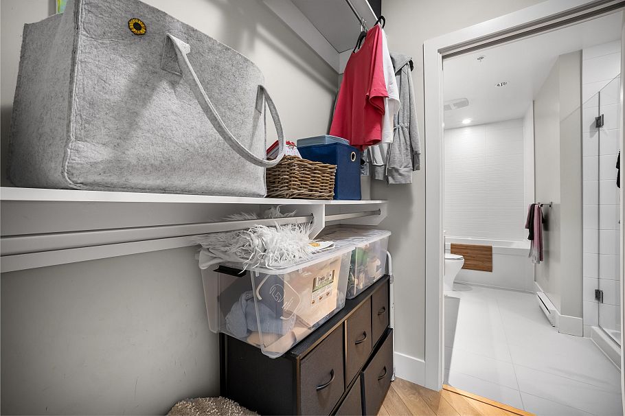 418 3606 Aldercrest Drive North Vancouver, BC - 24