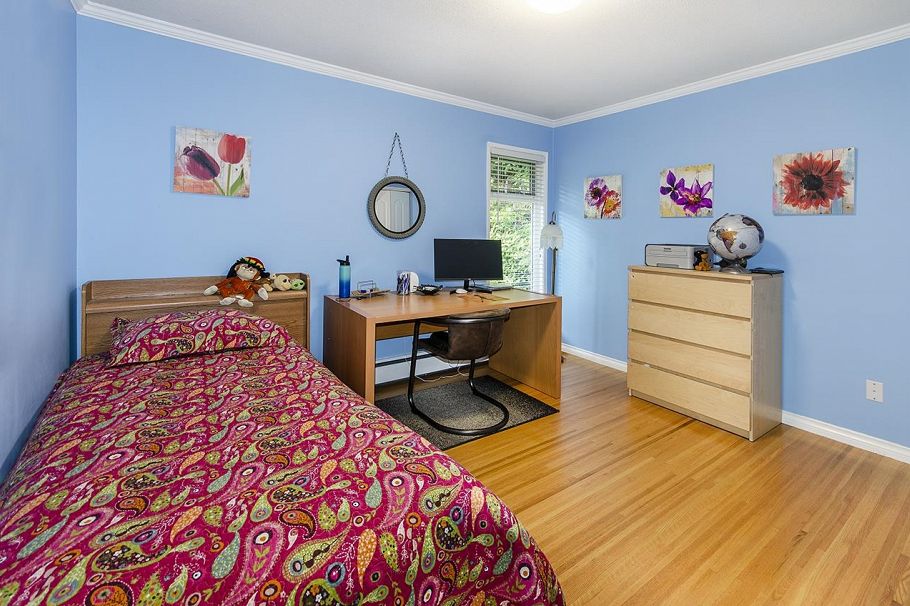 4540 Mountain Highway North Vancouver, BC - 21