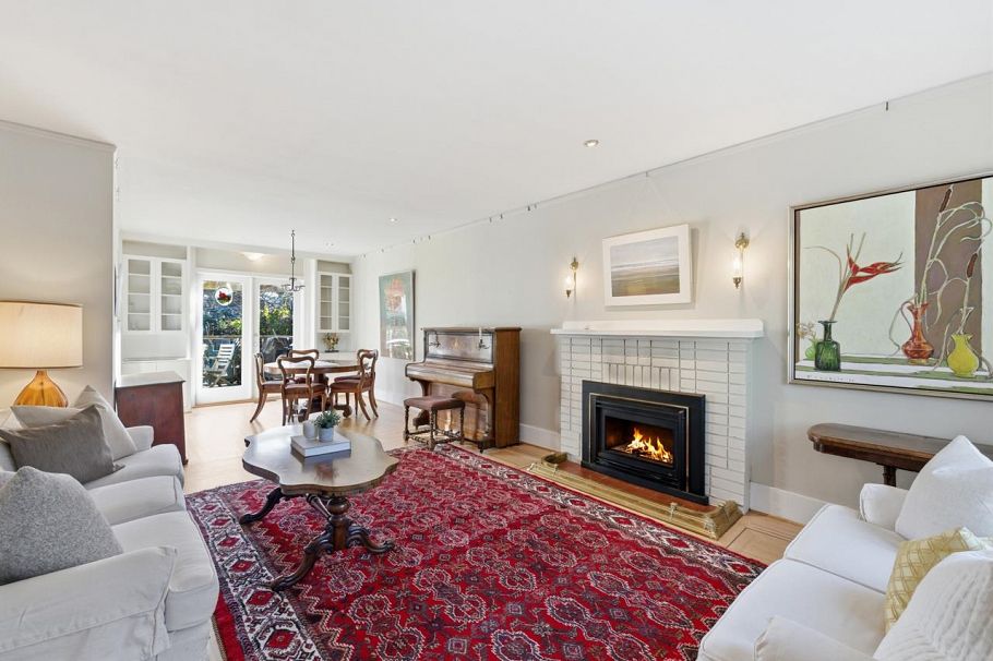 3760 W 29th Avenue Vancouver, BC - 2