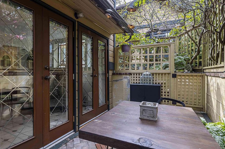 232 W 14th Avenue Vancouver, BC - 19