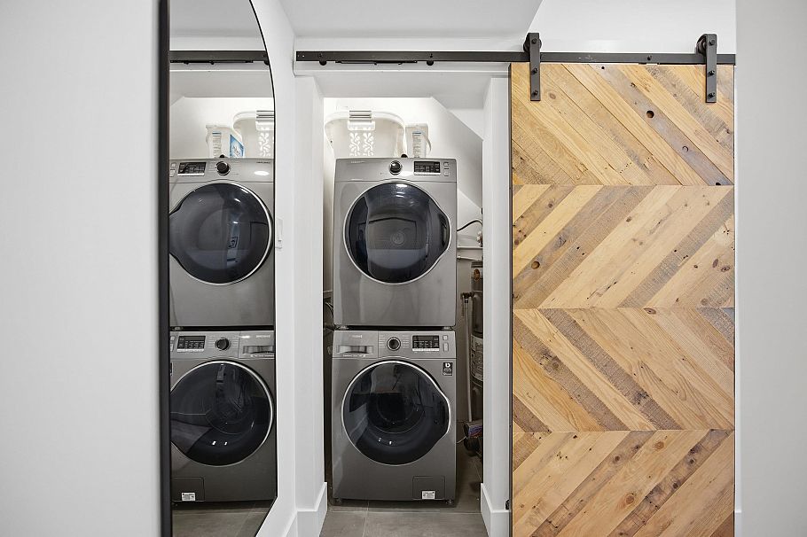 3321 Mountain Highway North Vancouver, BC - 18