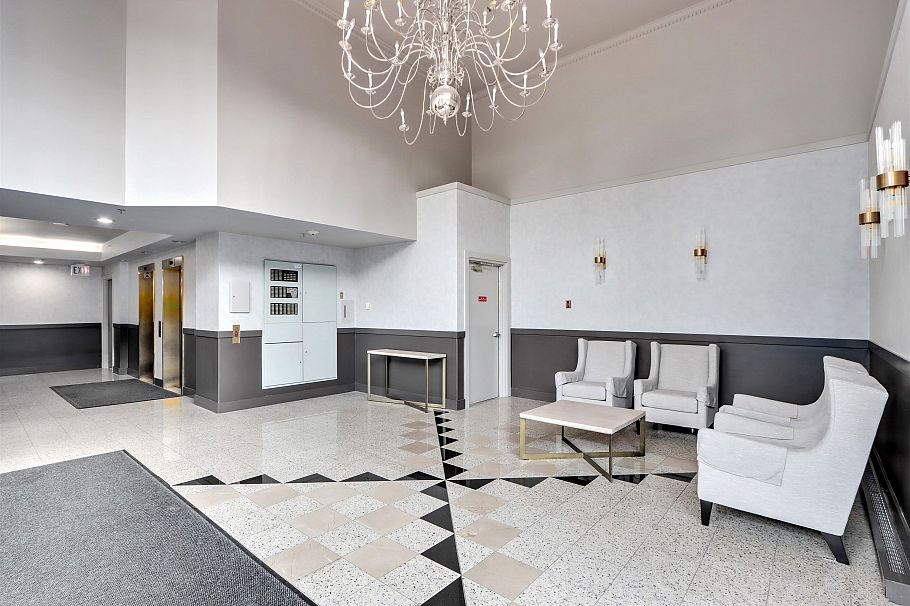 1203 140 E 14th Street North Vancouver, BC - 4