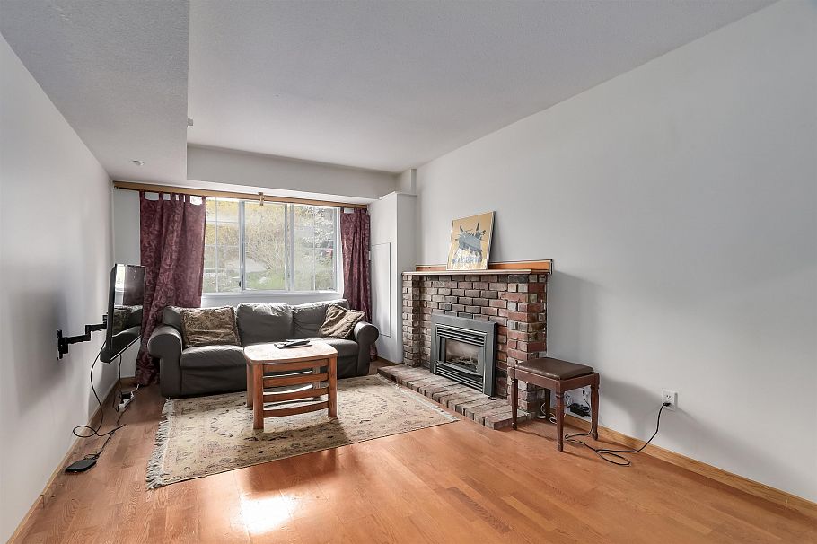 229 W 22nd Street North Vancouver, BC - 17