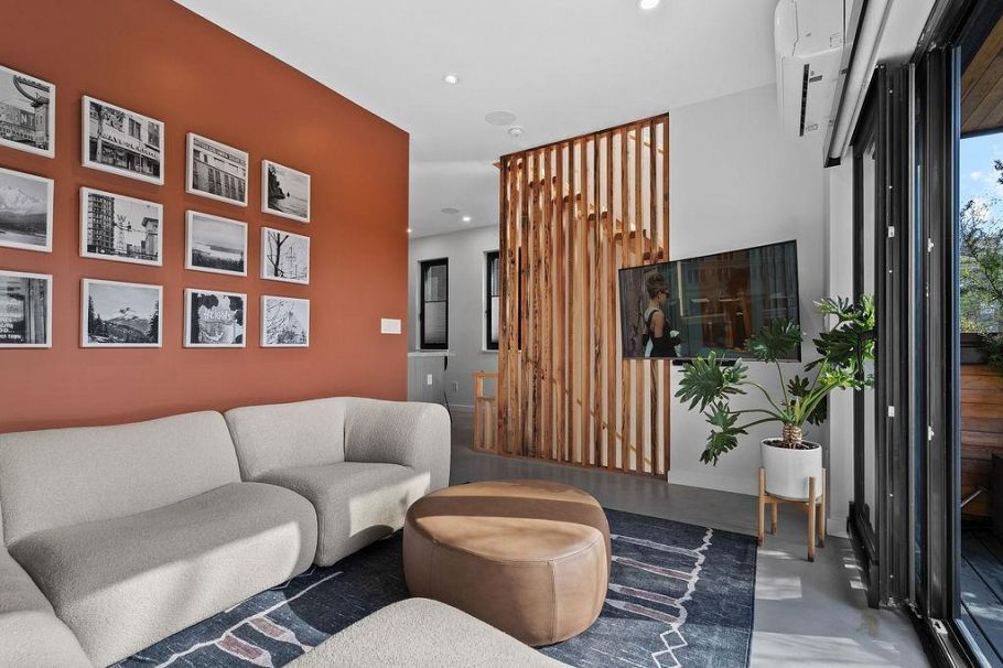 1331 Cotton Drive Vancouver, BC - 10