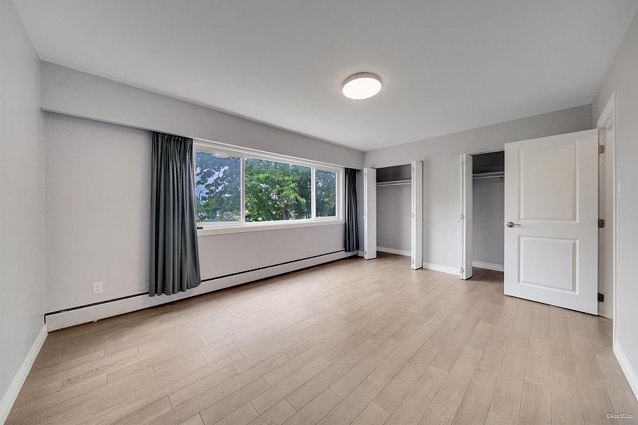 4366 Gilpin Crescent Burnaby, BC - 13