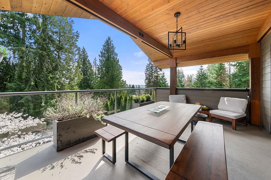 4515 Meadowbank Close North Vancouver, BC - 32