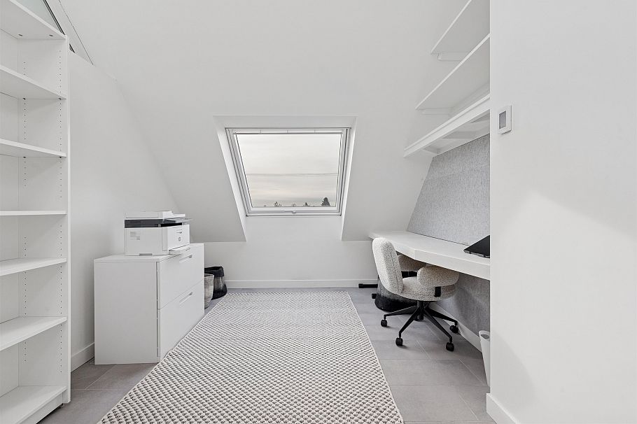 1425 William Avenue North Vancouver, BC - 14