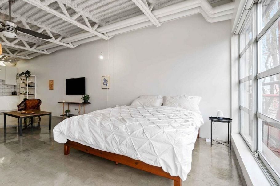 330 350 E 2nd Avenue Vancouver, BC - 14