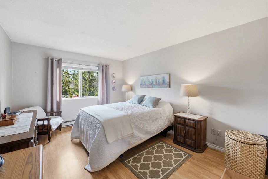 906 Roche Point Drive North Vancouver, BC - 21