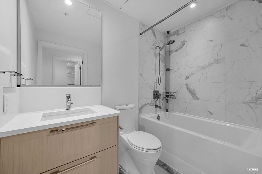 109 6677 Cambie Street Vancouver, BC - 18