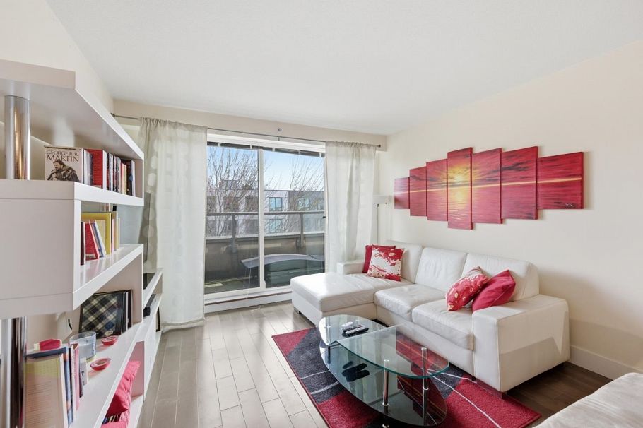 PH-8 1689 13th Avenue Vancouver, BC - 1