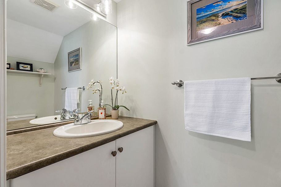 13 1073 Lynn Valley Road North Vancouver, BC - 11