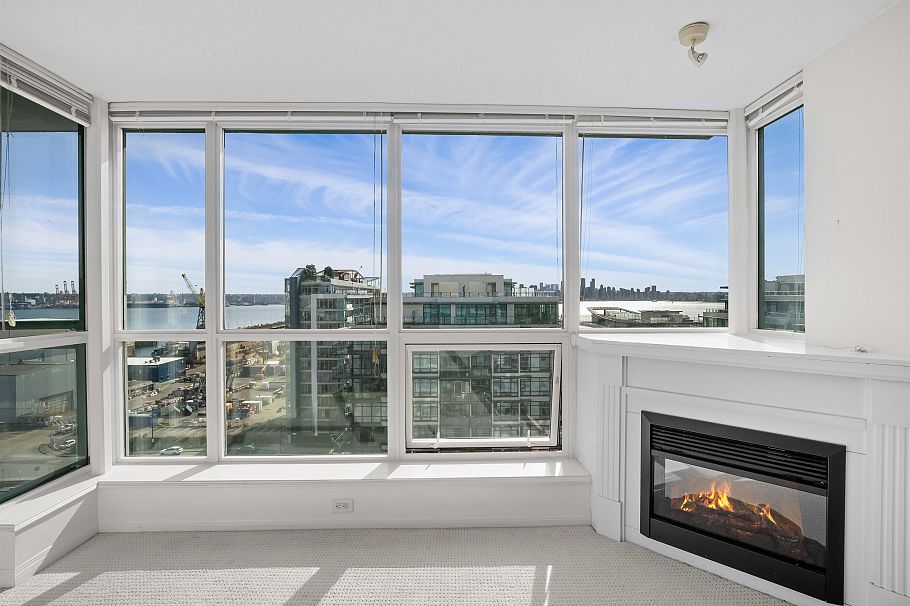 1404 188 E Esplanade North Vancouver, BC - 5