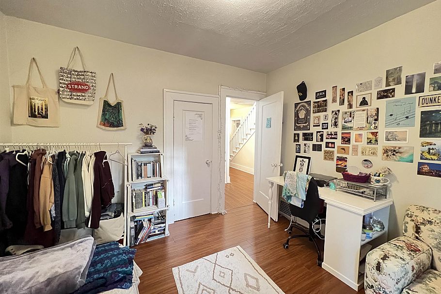 2080 W 33rd Avenue Vancouver, BC - 17