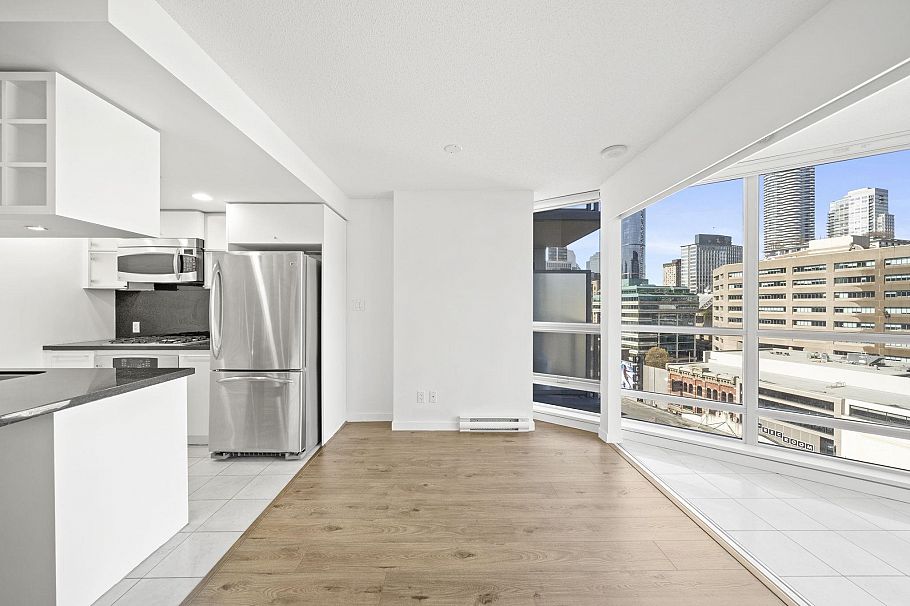 910 833 Seymour Street Vancouver, BC - 12