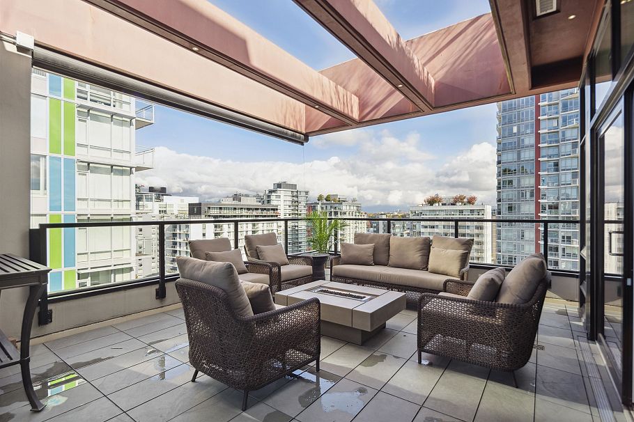 1202 1788 Ontario Street Vancouver, BC - 2