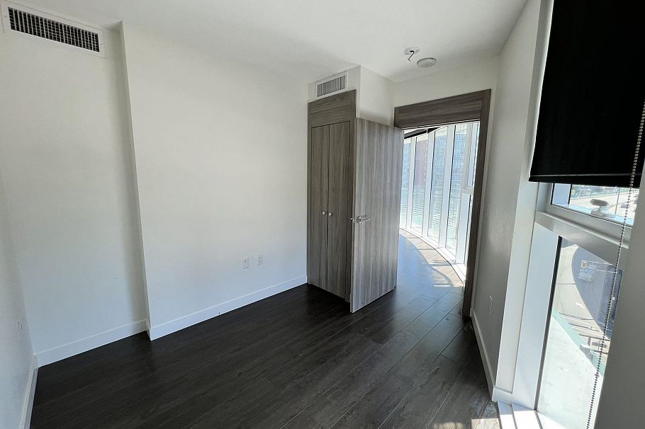 785 87 NELSON STREET, Vancouver BC V5Z 3G7 Vancouver, BC - 6