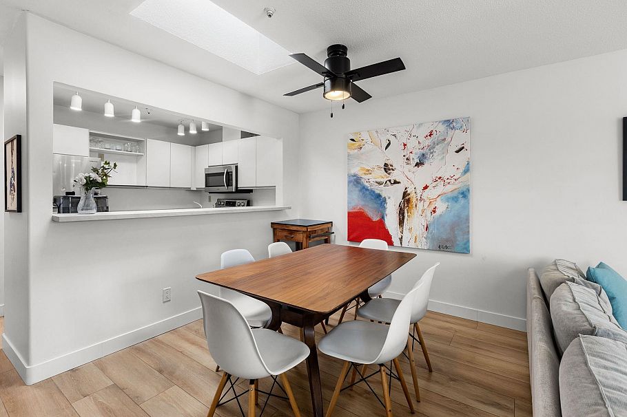 407 1950 E 11th Avenue Vancouver, BC - 11