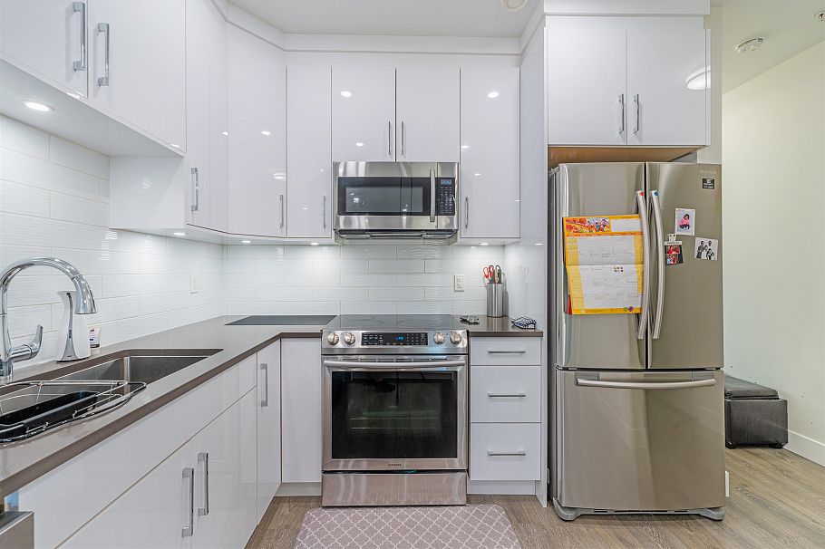 5069 Earles Street Vancouver, BC - 6