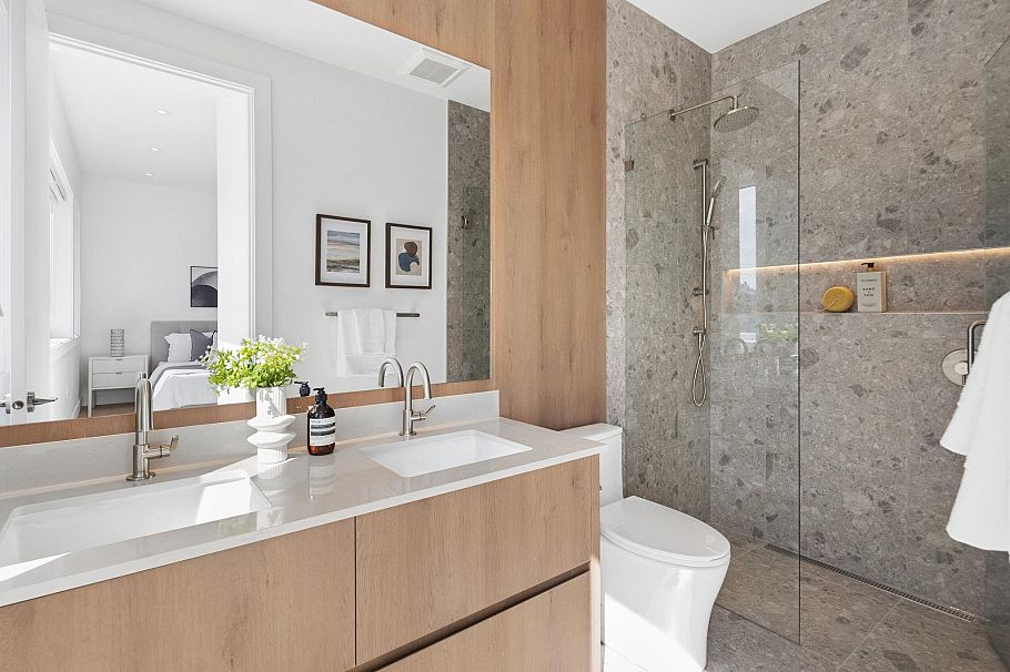 2 3648 West 20th Avenue Vancouver, BC - 30