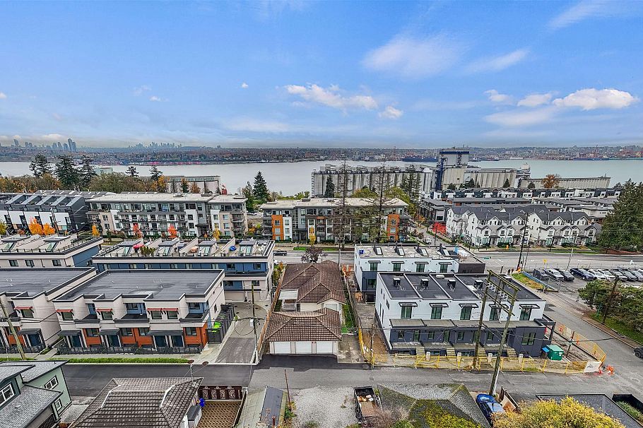 612 E 3rd Street North Vancouver, BC - 14