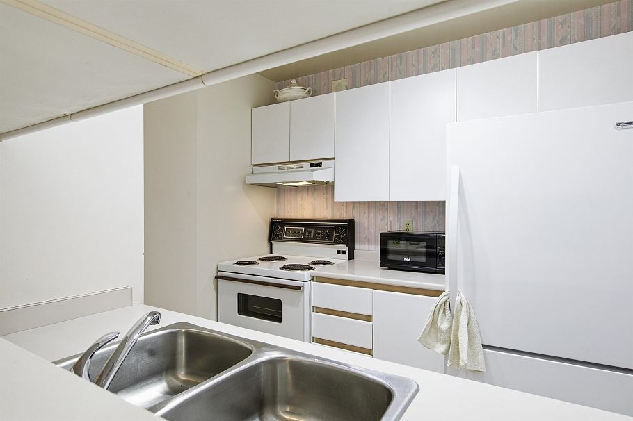 412 1230 Haro Street Vancouver, BC - 9