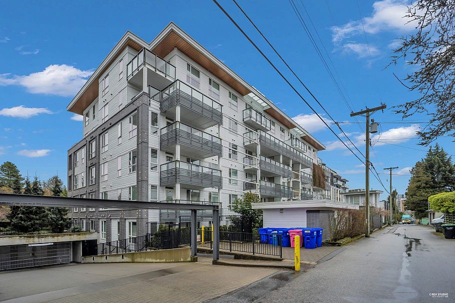 109 6677 Cambie Street Vancouver, BC - 25