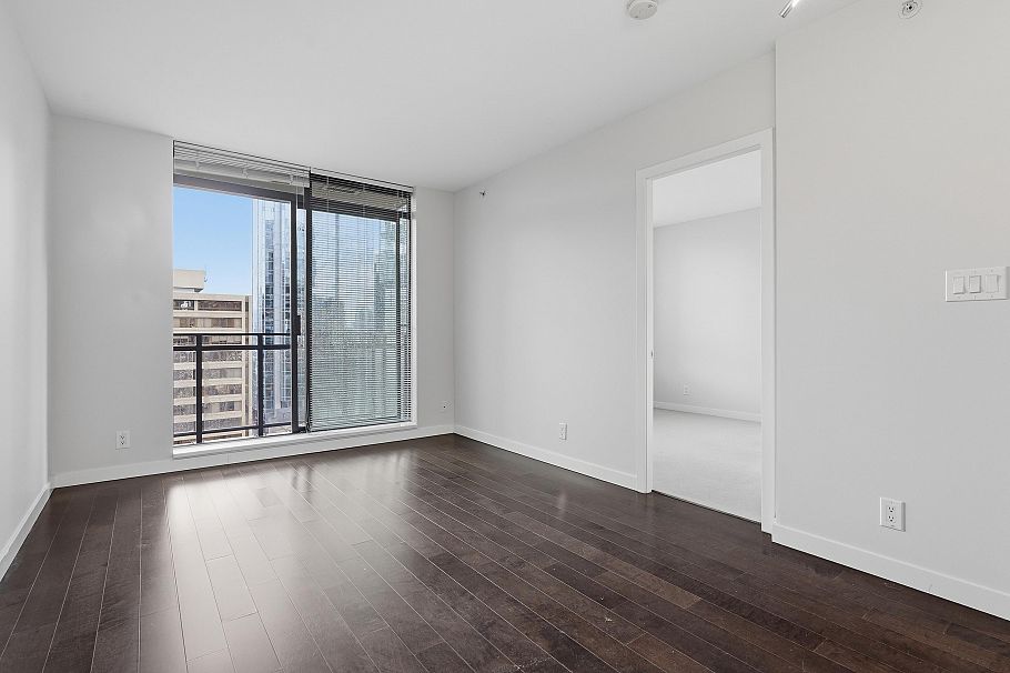 1507 788 Richards Street Vancouver, BC - 3