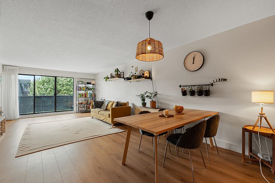 105 175 E 5th Street North Vancouver, BC - 6